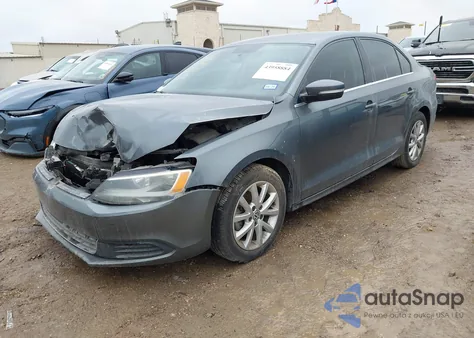 2013 Volkswagen Jetta Se z USA, uszkodzony, nr VIN 3VWDP7AJ8DM210875